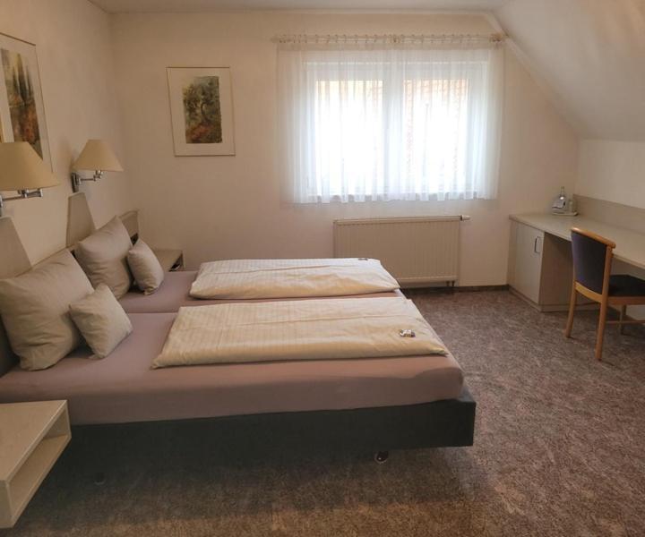 Akzent Hotel Goldener Ochsen Cröffelbach Buitenkant foto